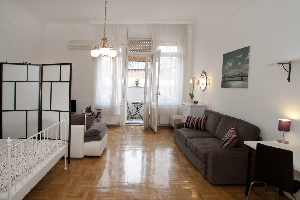 Alice Apartment Будапешт Номер фото